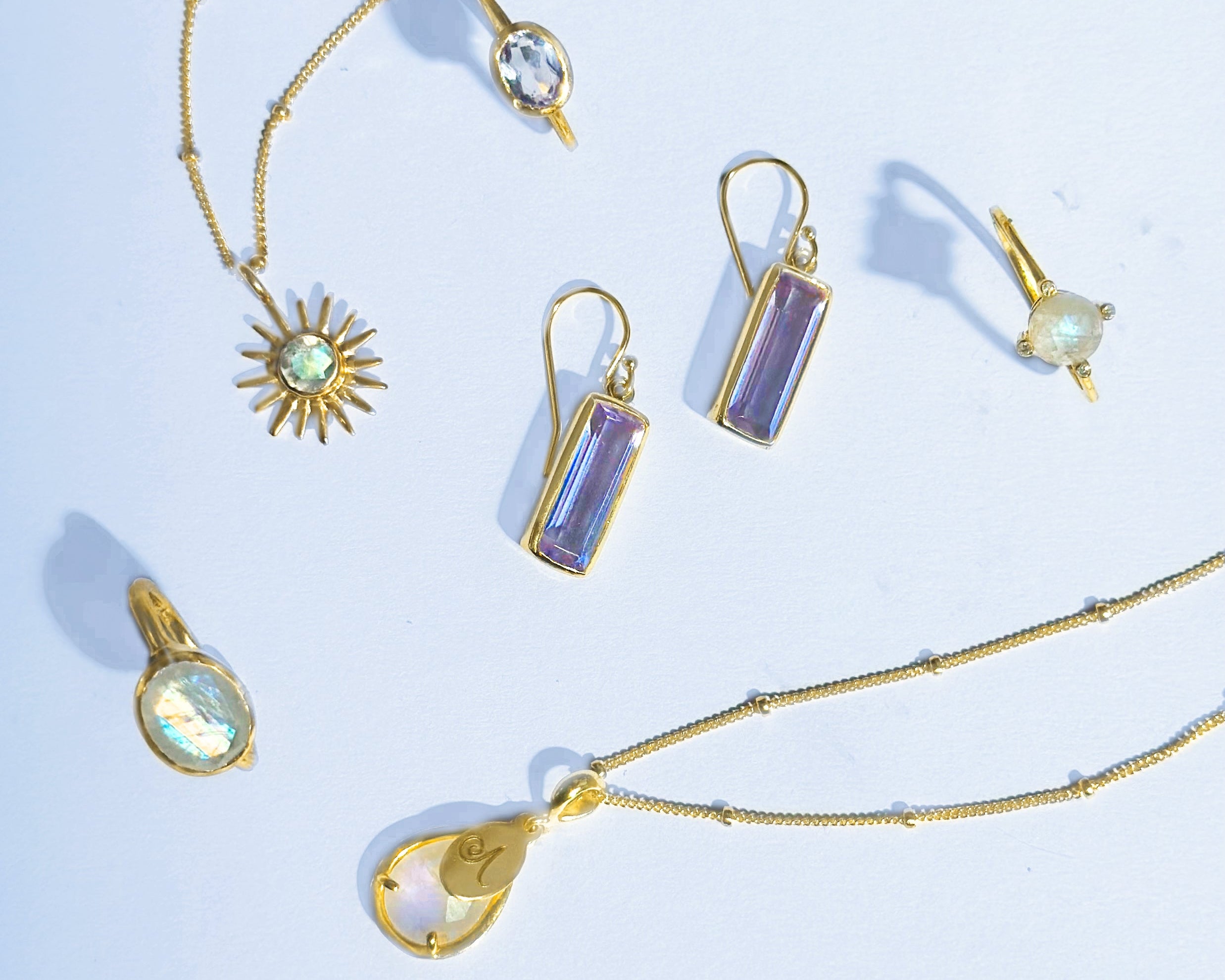 June Birthstones: The Magic of Rainbow Moonstone & Alexandrite