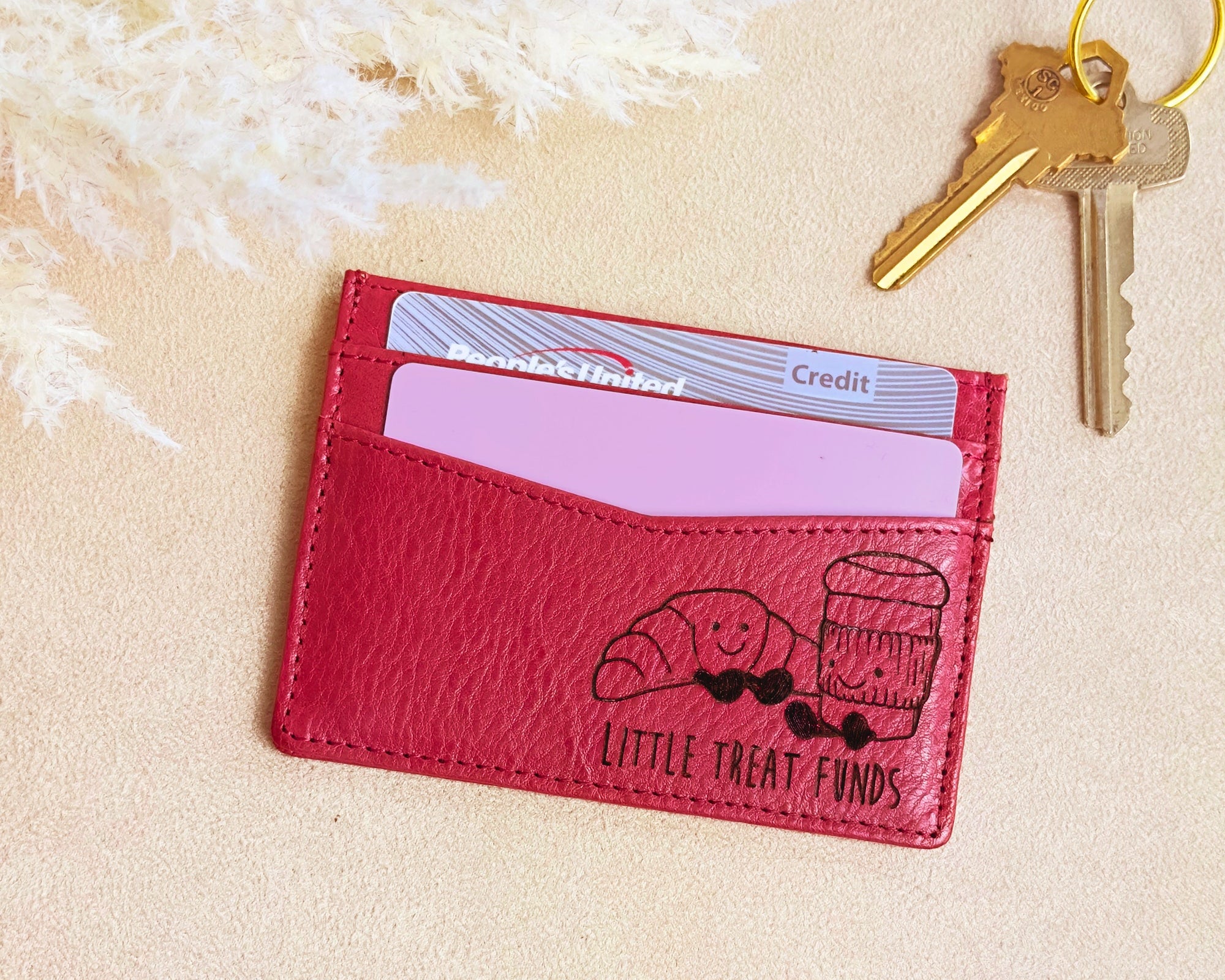 back to school gifts, personalized back to school supplies, engraved leather wallet, custom card holder, personalized toiletry bag, engraved cosmetic bag, monogram leather wallet, college student essentials