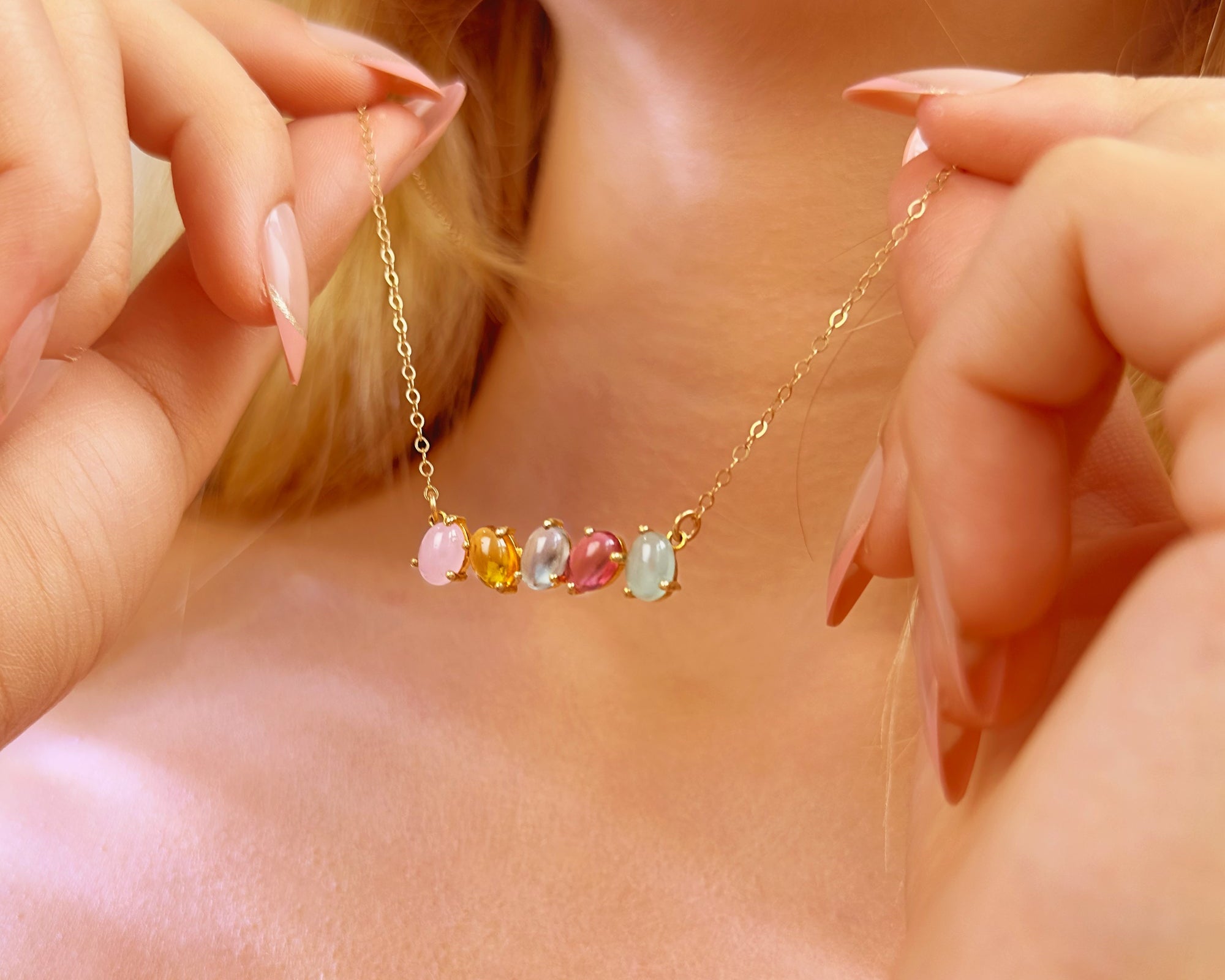 Custom oval cabochon birthstone necklace with 1–6 gems in gold, sterling silver, or rose gold, meaningful jewelry gift for mom, wife, or grandma, perfect for Mother’s Day, birthday, or Christmas