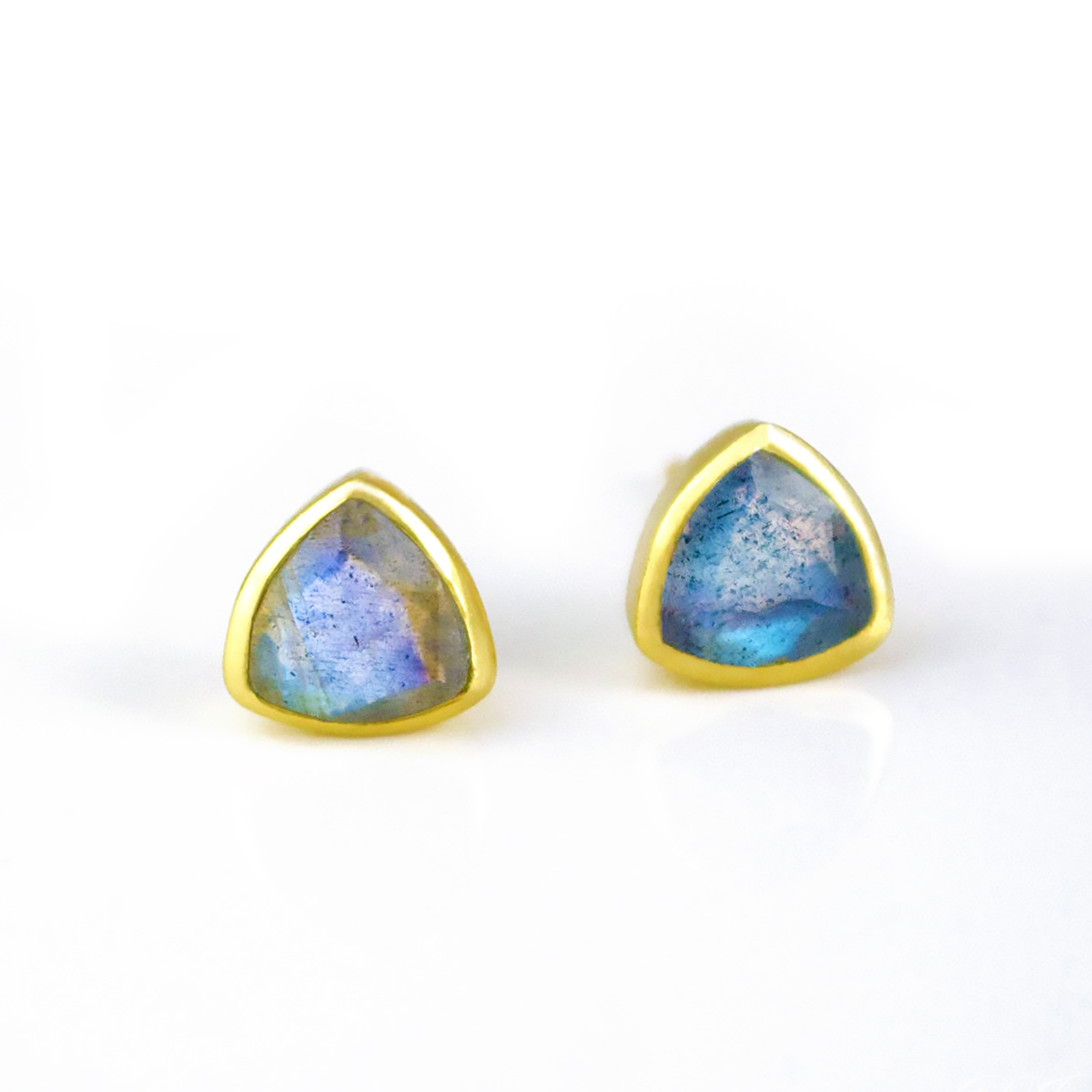 Labradorite_triangle_studs_3.png