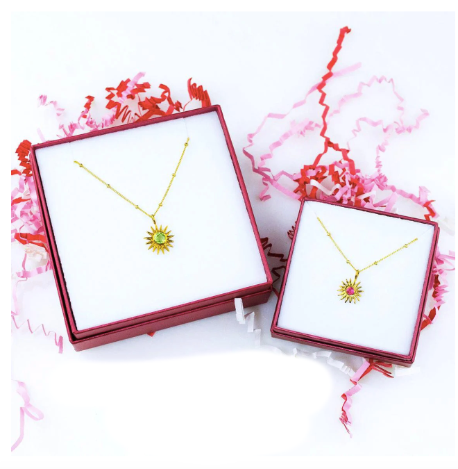 Mother_daughter_sun_pendant_set.png