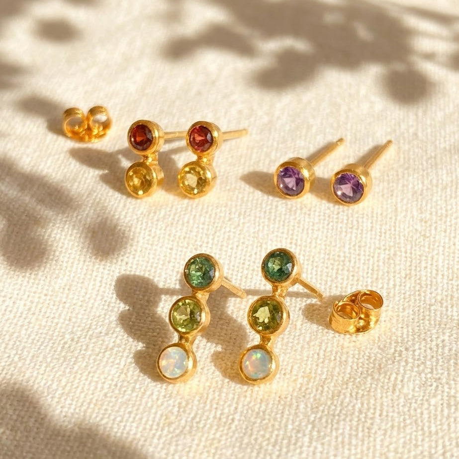 bar-tiny-birthstone-stud_earrings.jpg