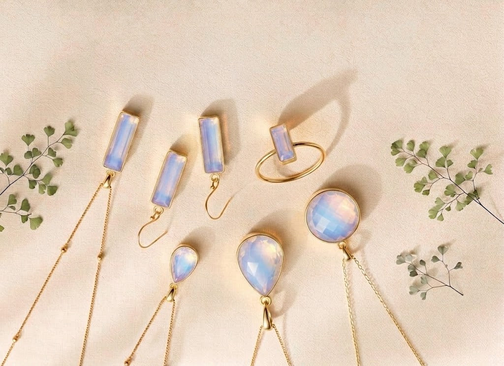 october-birthstone-mobil.jpg