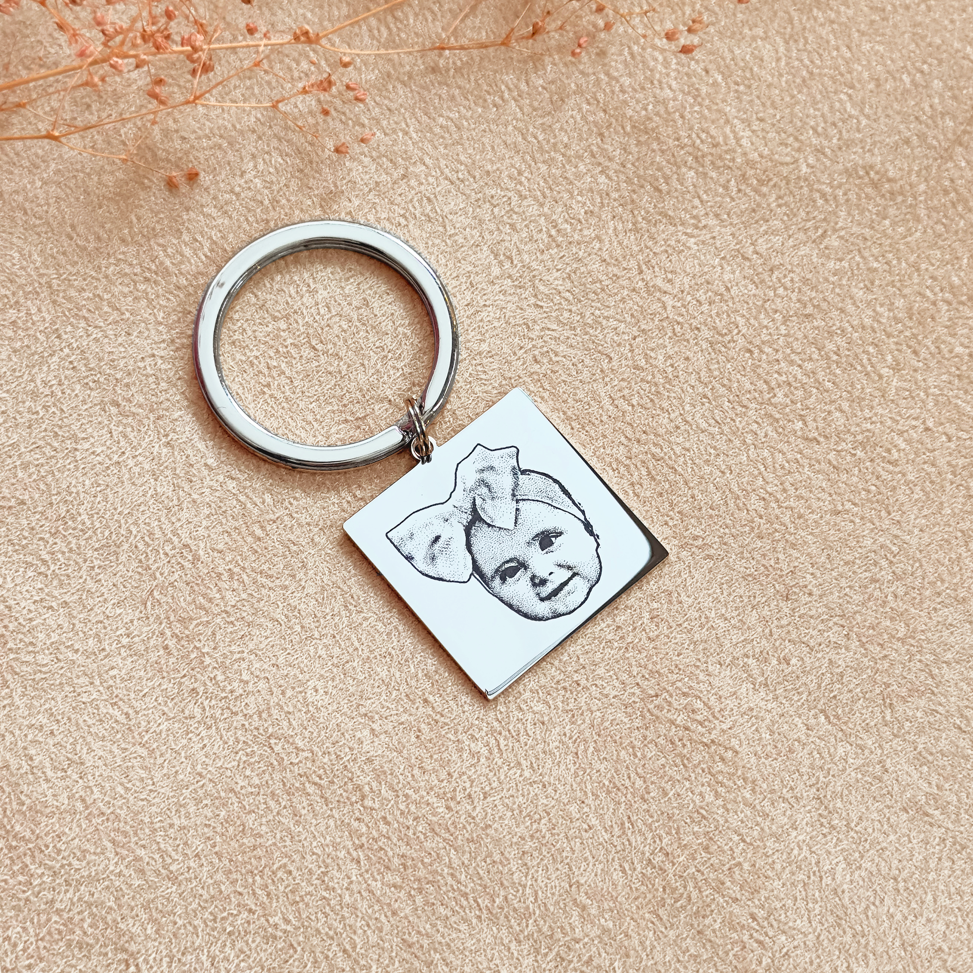 personalized-baby-photo-keychain.png