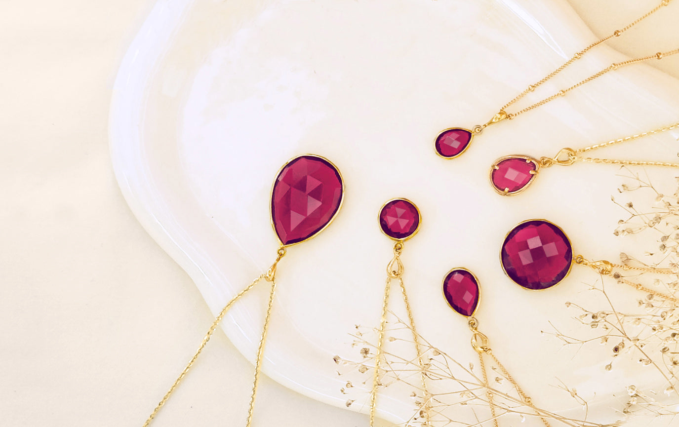 ruby-july-birthstone-banner-mobil.jpg
