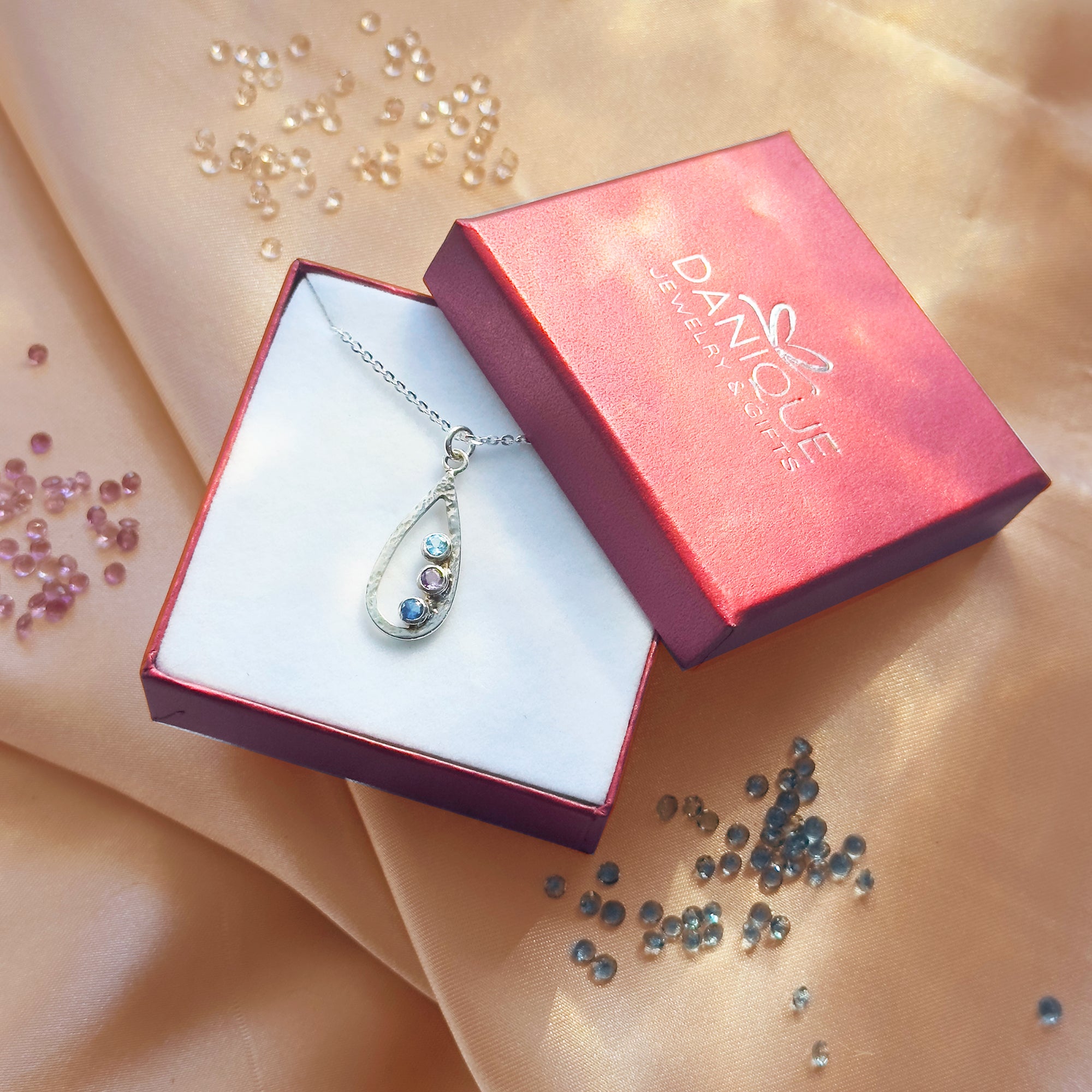 Custom birthstone necklace for mom in Danique gift box, ready for Mother’s Day or birthday gifting