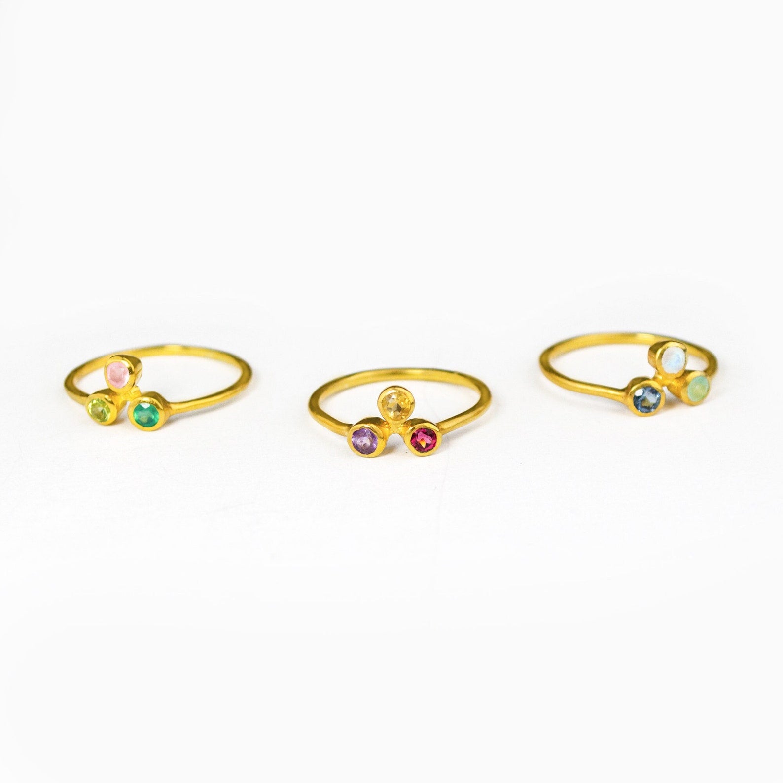 Mother_sDayGift_TripleStoneMothersRingforThreeChildren_CustomMomRingMomofThreeRing3KidsRingMother_sBirthstoneRing.jpg