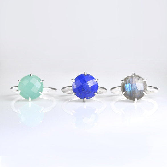 Blue Topaz Round Prong Set Ring, 925 Sterling Silver or 18k Gold, December Birthstone, Custom Circle Gemstone Ring for Her, Christmas Gift for Wife