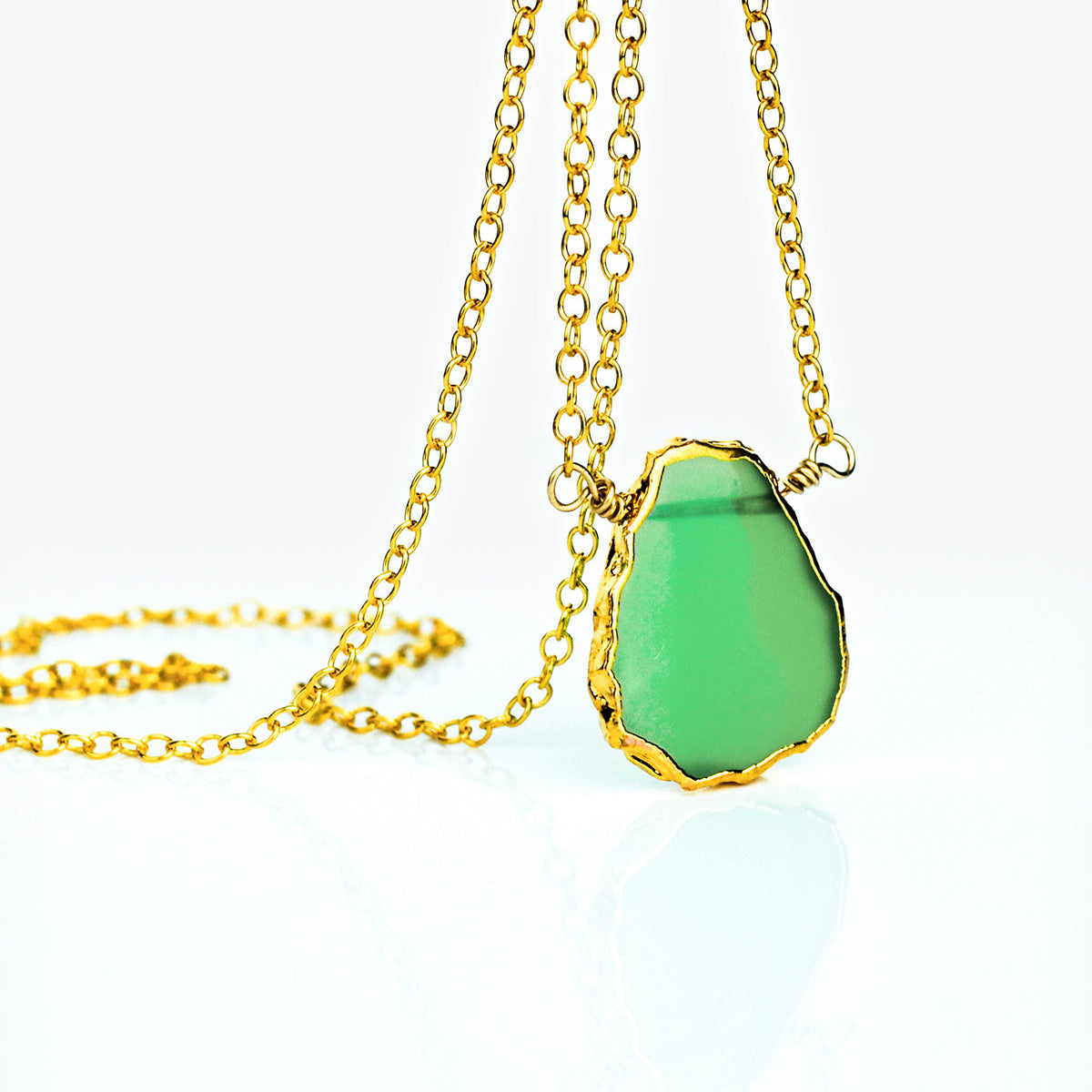 chrysoprase-slice-necklace-2.jpg