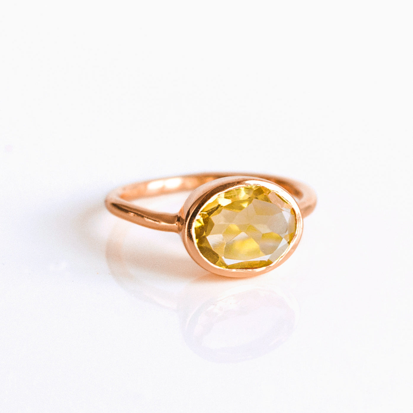 Oval citrine ring,Citrine Topaz rose gold jewelry, November birthstone ring, Light yellow gemstone, Bezel set Topaz, Sterling silver or gold, Yellow Topaz faceted ring, November gift, Citrine ring, Topaz jewelry