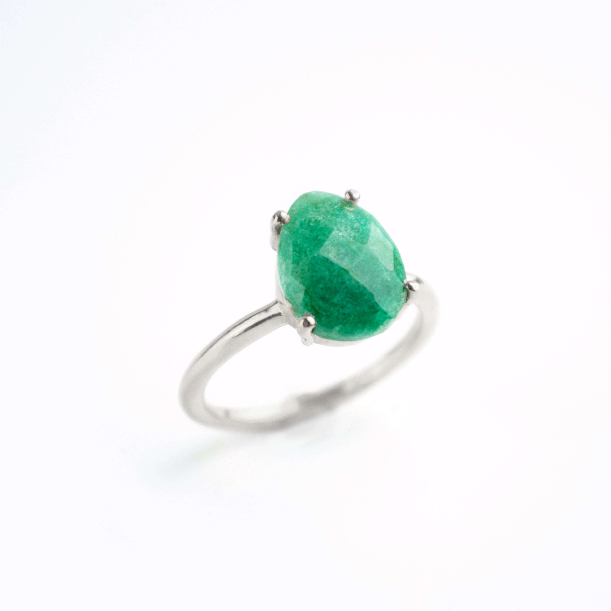 emerald-sterling-silver-ring.jpg