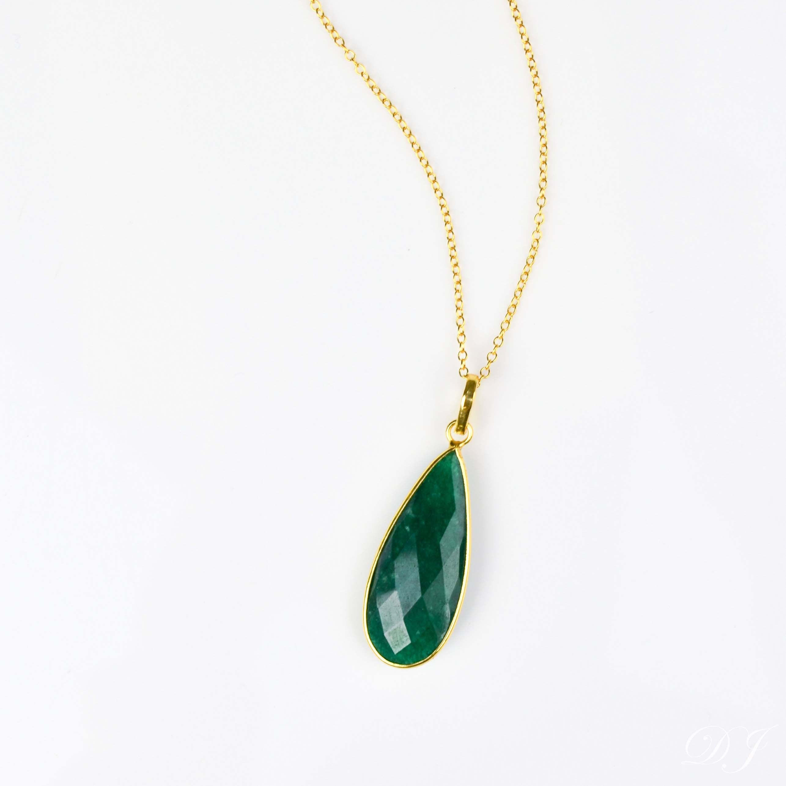 emerald_elongated.jpg
