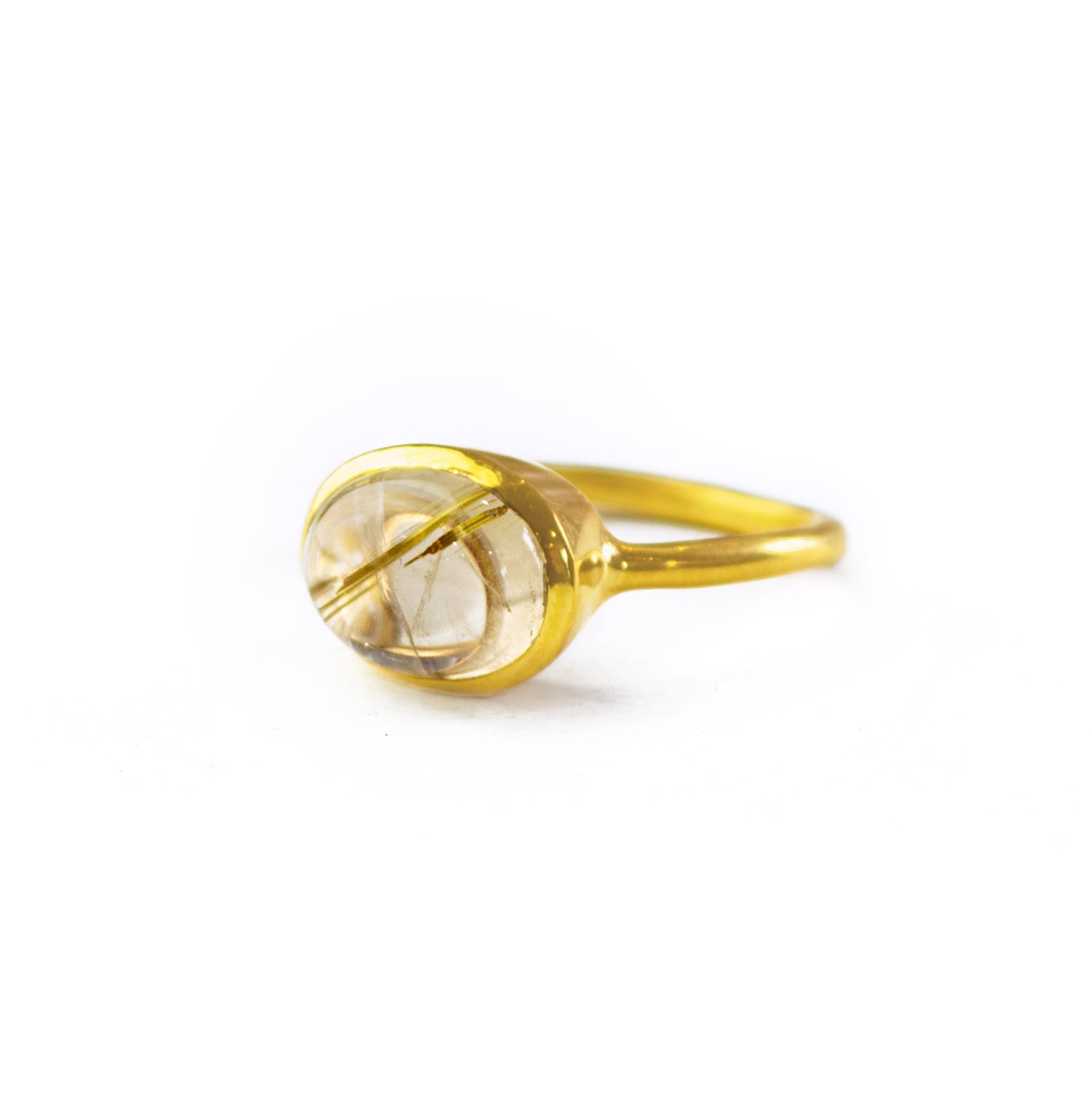 gold-rutilated-quartz-oval-ring3.jpg