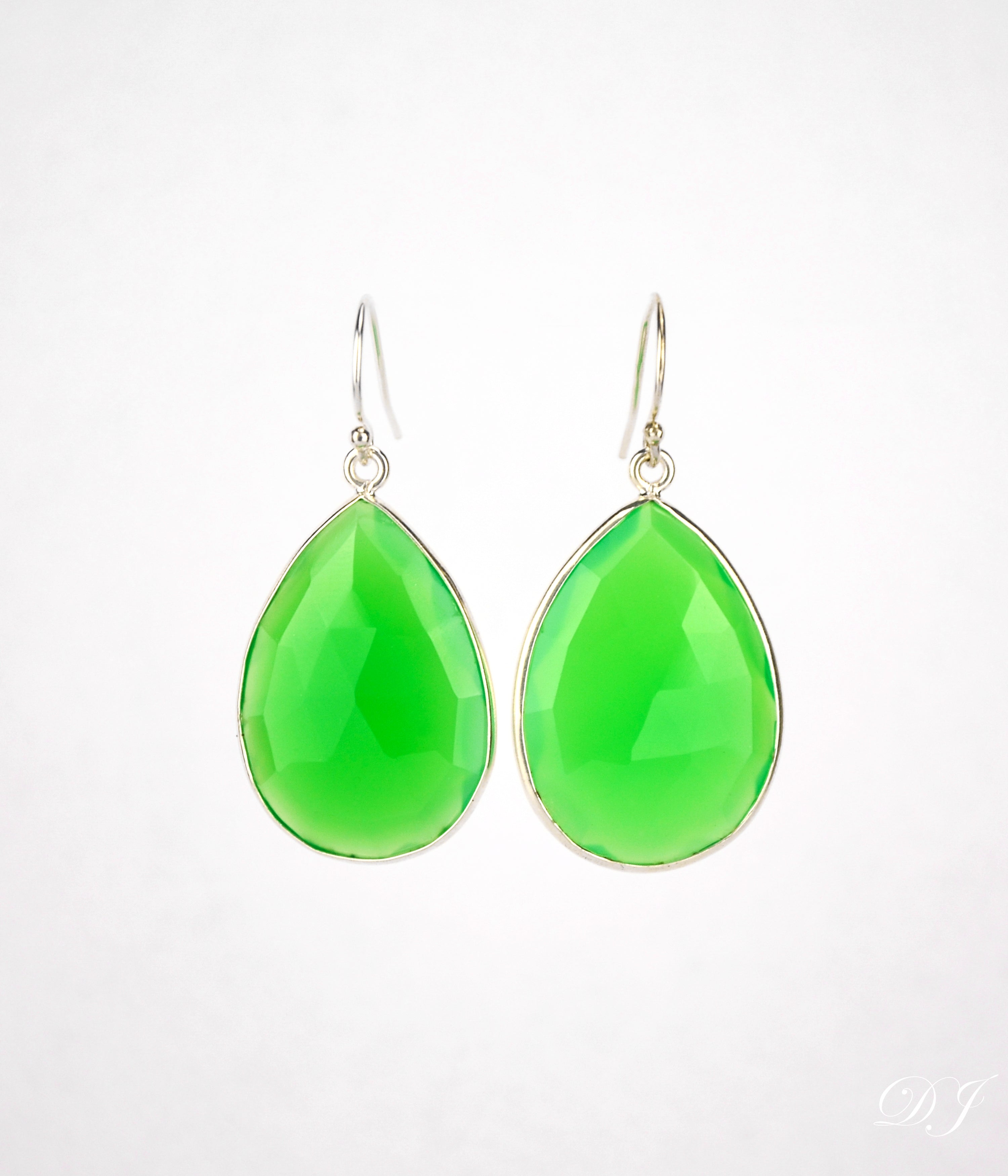 green-chalcedony-large-teardrop-earrings-0543.jpg