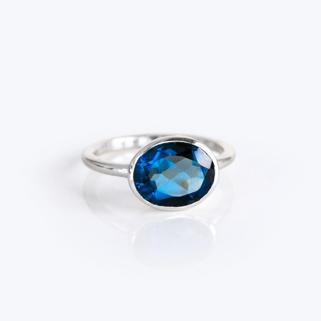 Oval Kyanite Ring : September Birthstone