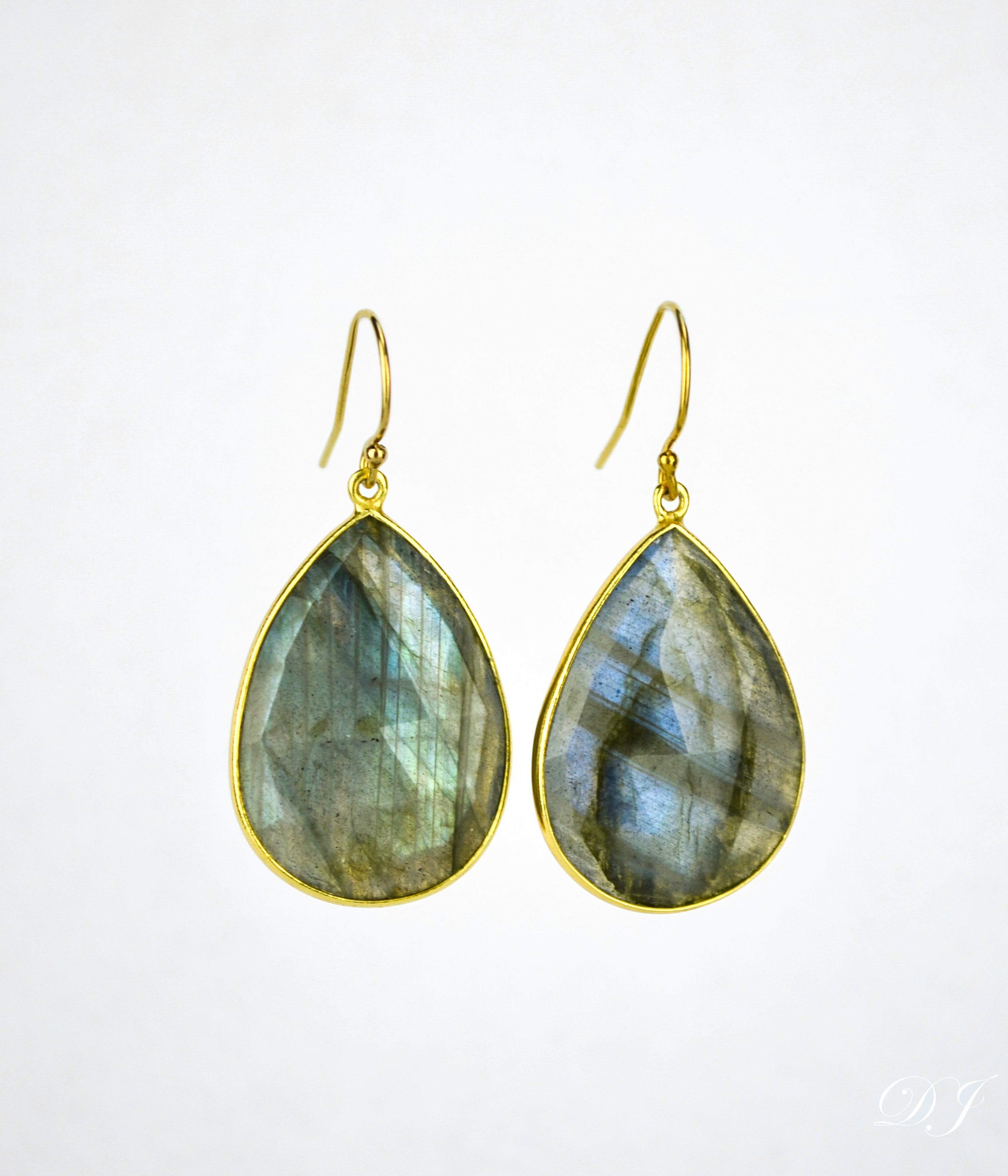 labradorite-large-teardrop-earrings-1036.jpg
