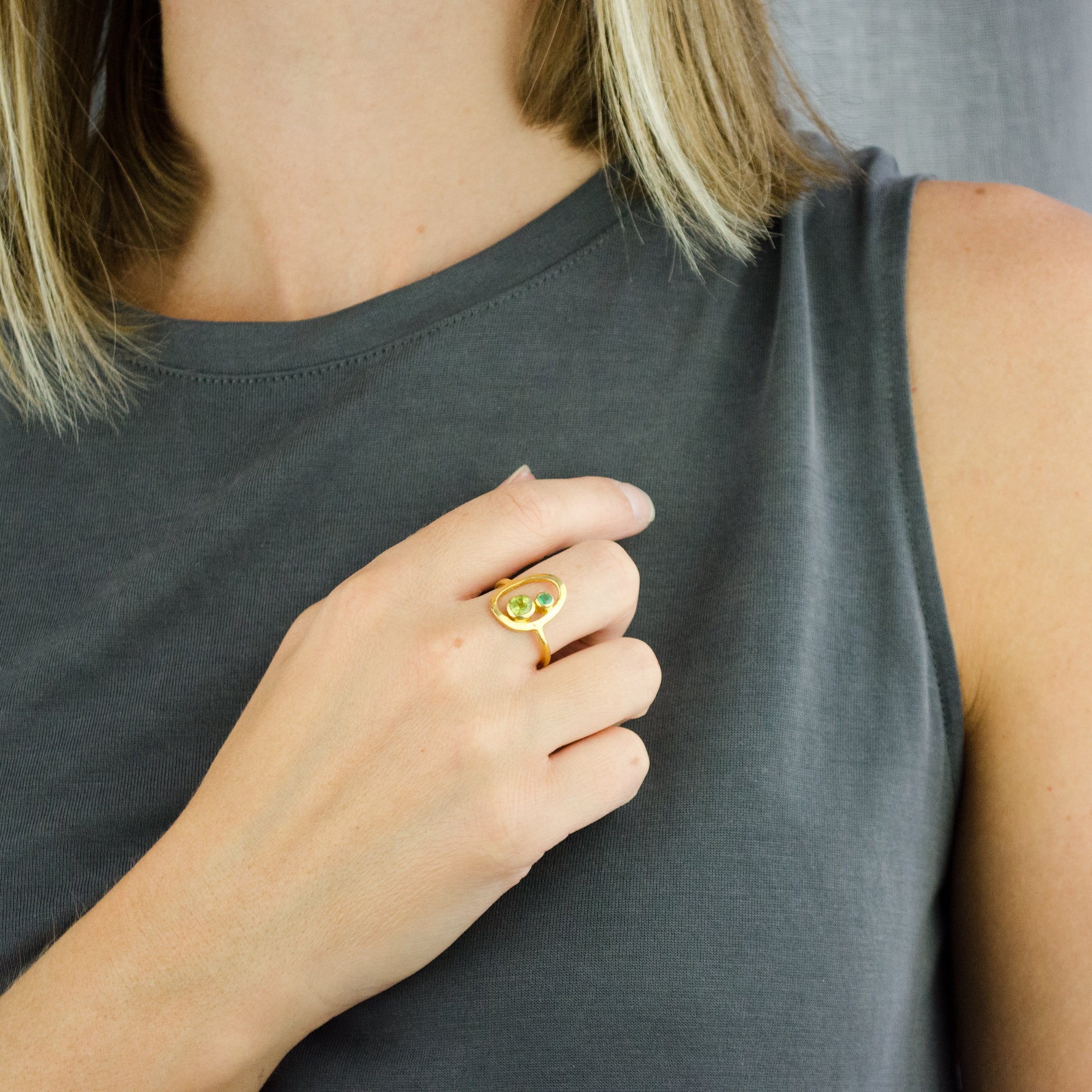 ovalopenringtiny3mmring-1144.jpg