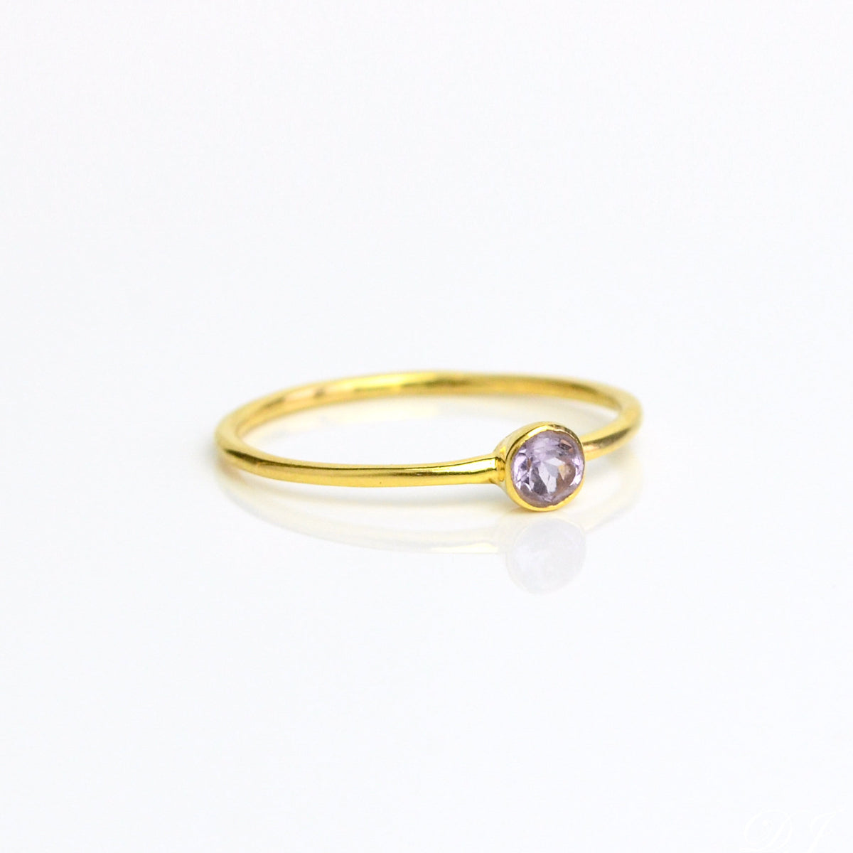 gold plated Purple amethyst ring, february birthstone jewelry, vibrant purple gemstone ring, faceted purple amethyst, Bezel set ring, 18k vermeil gold, Sterling silver ring, amethyst gift, february birthday gift, purple ring for her, stacking ring, stackable ring