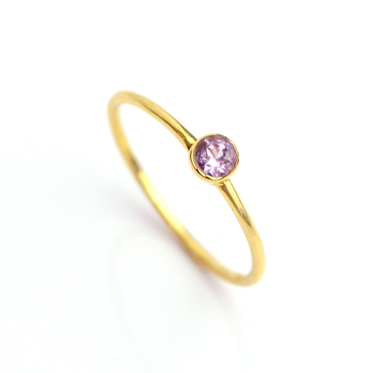 gold plated Purple amethyst ring, february birthstone jewelry, vibrant purple gemstone ring, faceted purple amethyst, Bezel set ring, 18k vermeil gold, Sterling silver ring, amethyst gift, february birthday gift, purple ring for her, stacking ring, stackable ring