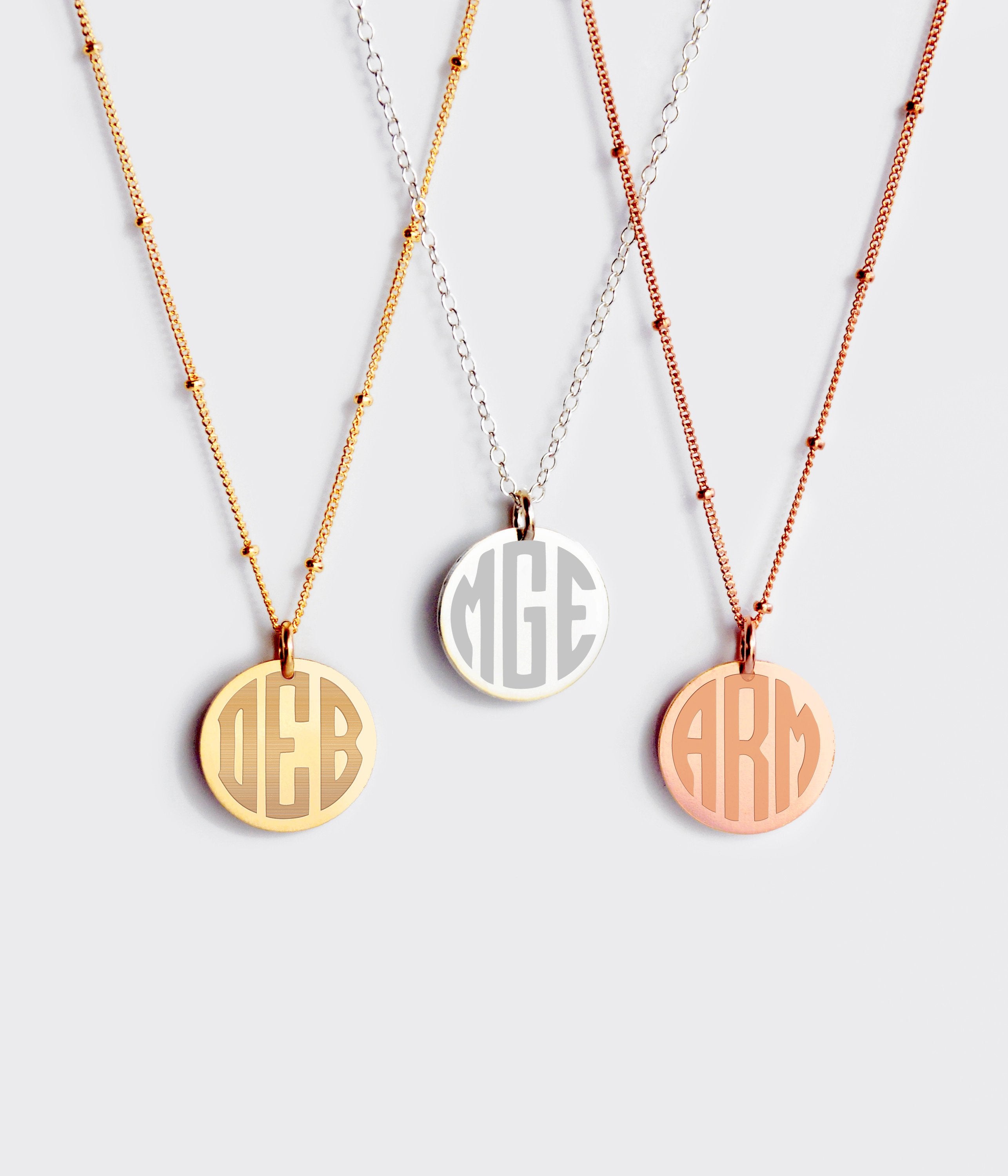 Personalized Swirly Monogram Necklace - Initials Disk Necklace [19mm]